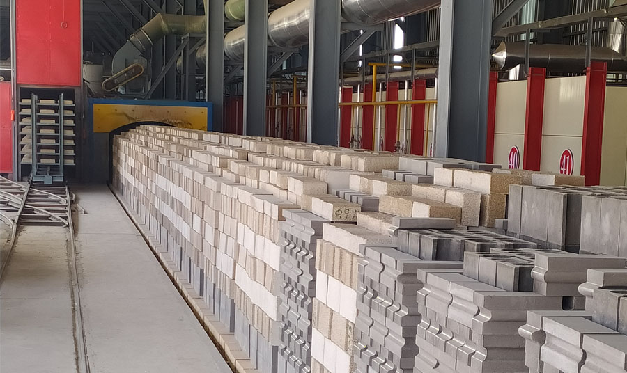 俄罗斯客户来我厂进行实地考察